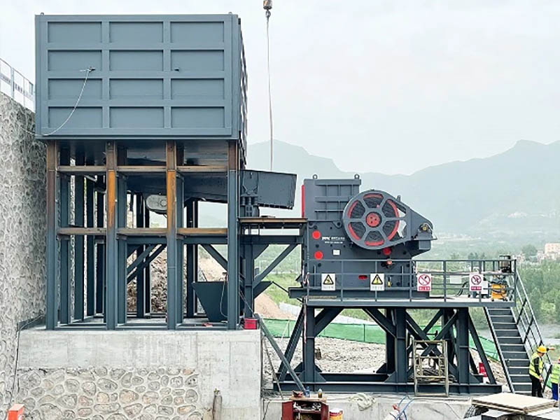 PE顎式破碎機